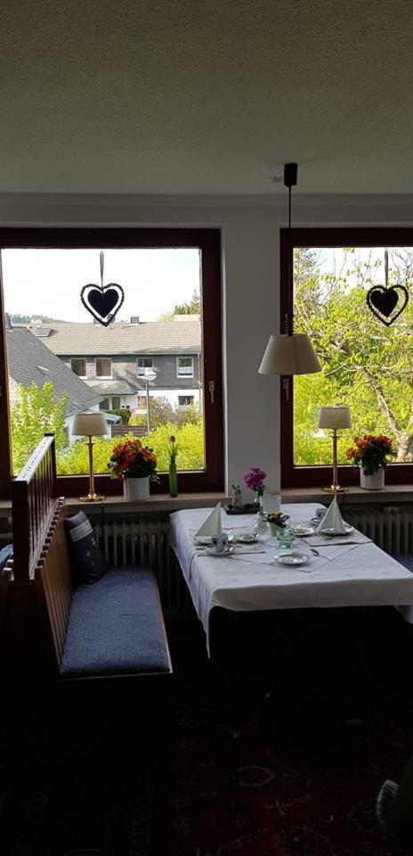Pension Hubertus Winterberg Buitenkant foto