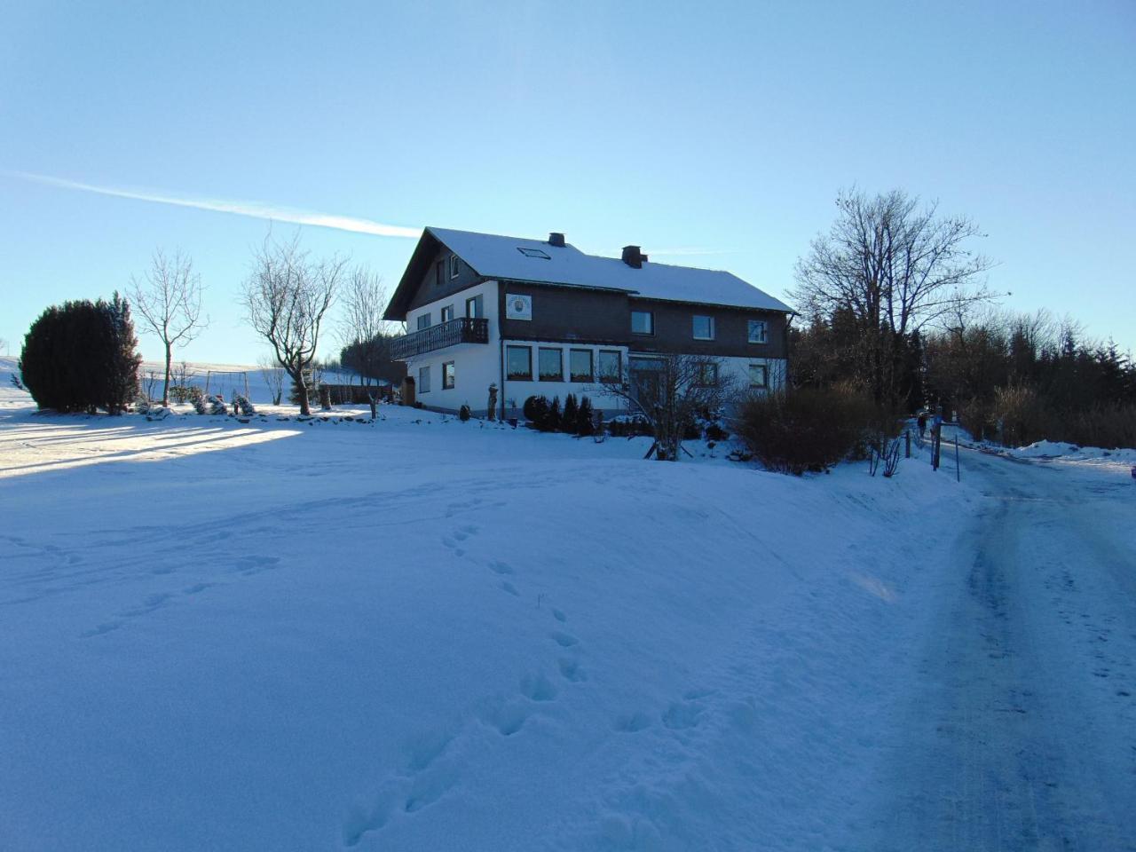 Pension Hubertus Winterberg Buitenkant foto